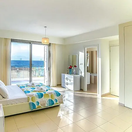 Villa Limni Beach Mavroli